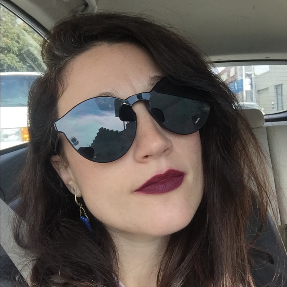 Meet your Posher, Portia